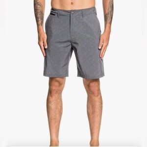 Men’s QuickSilver Grey Amphibian Shorts Size XL